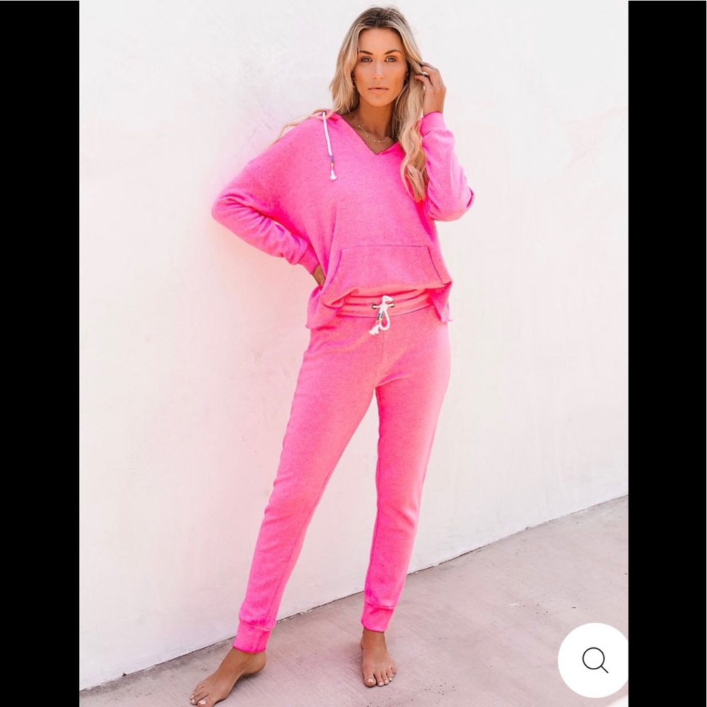 Vici Lounge Set - NWOT